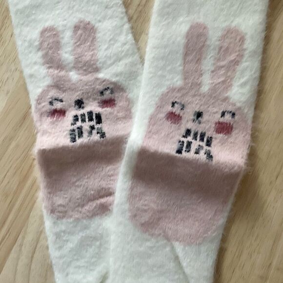 Fuzzy Bunny Baby Socks - Picture 4 of 6